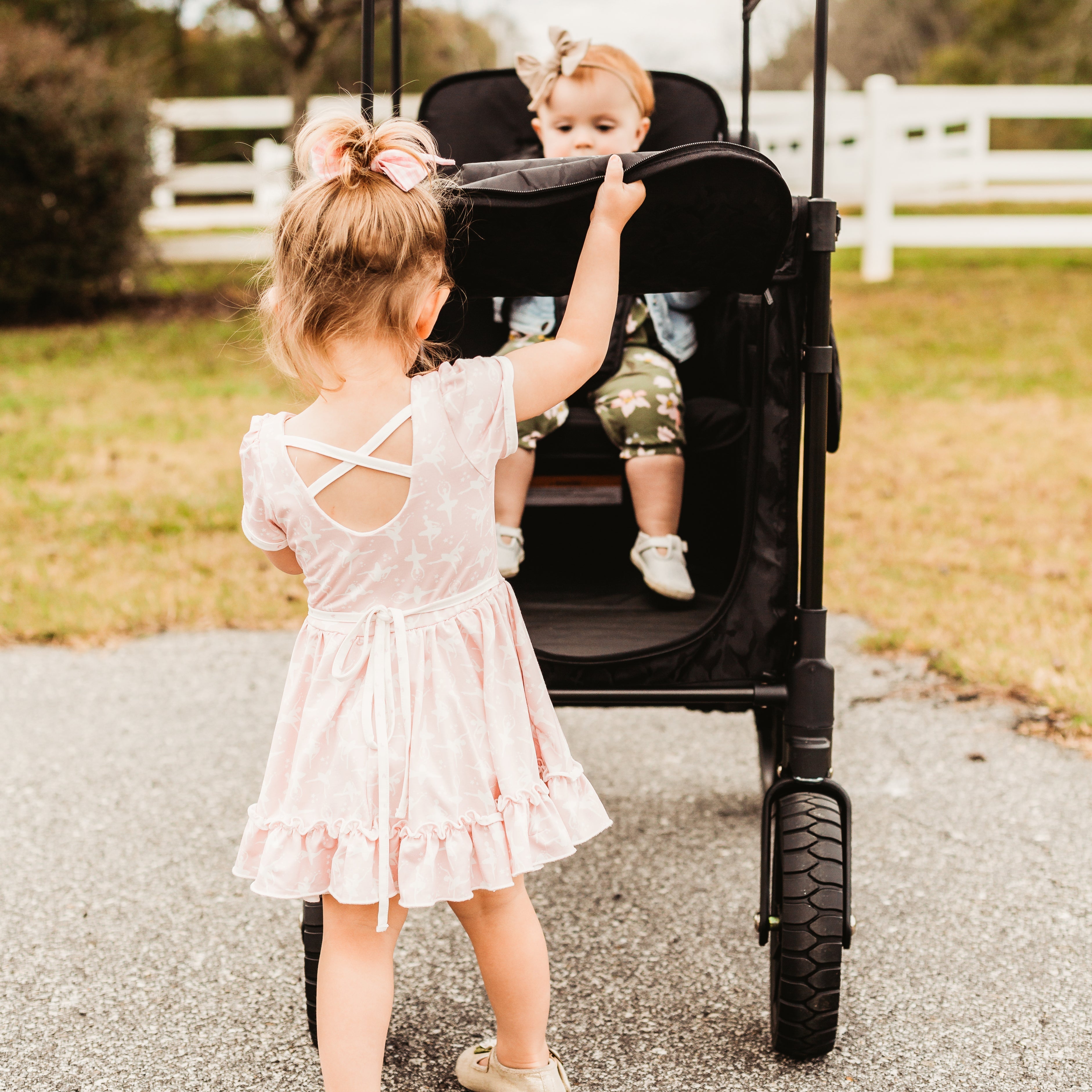 WonderFold W2 Luxe Double Stroller Wagon (2 Seater)