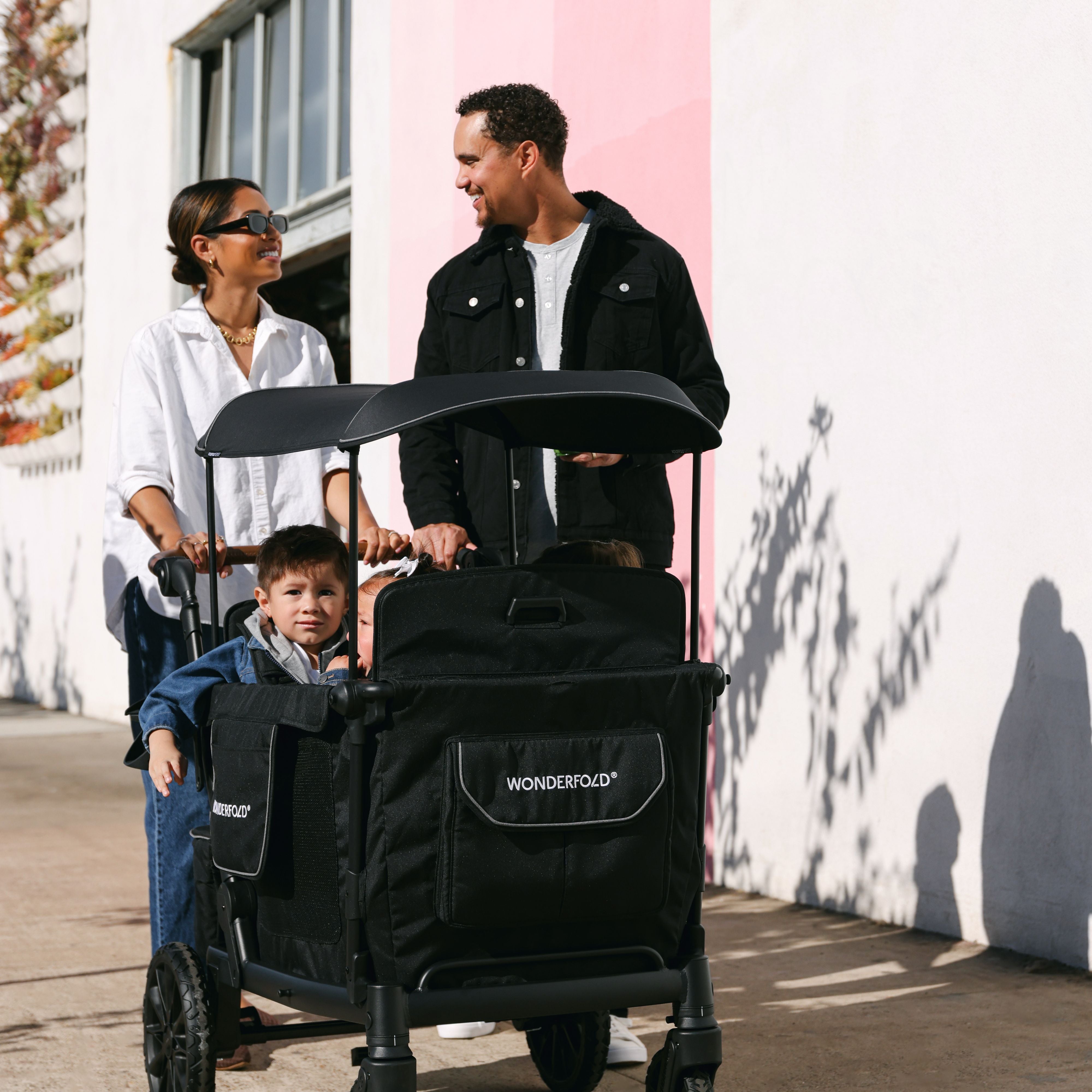 WonderFold L4 Quad Stroller Wagon (4 Seater)