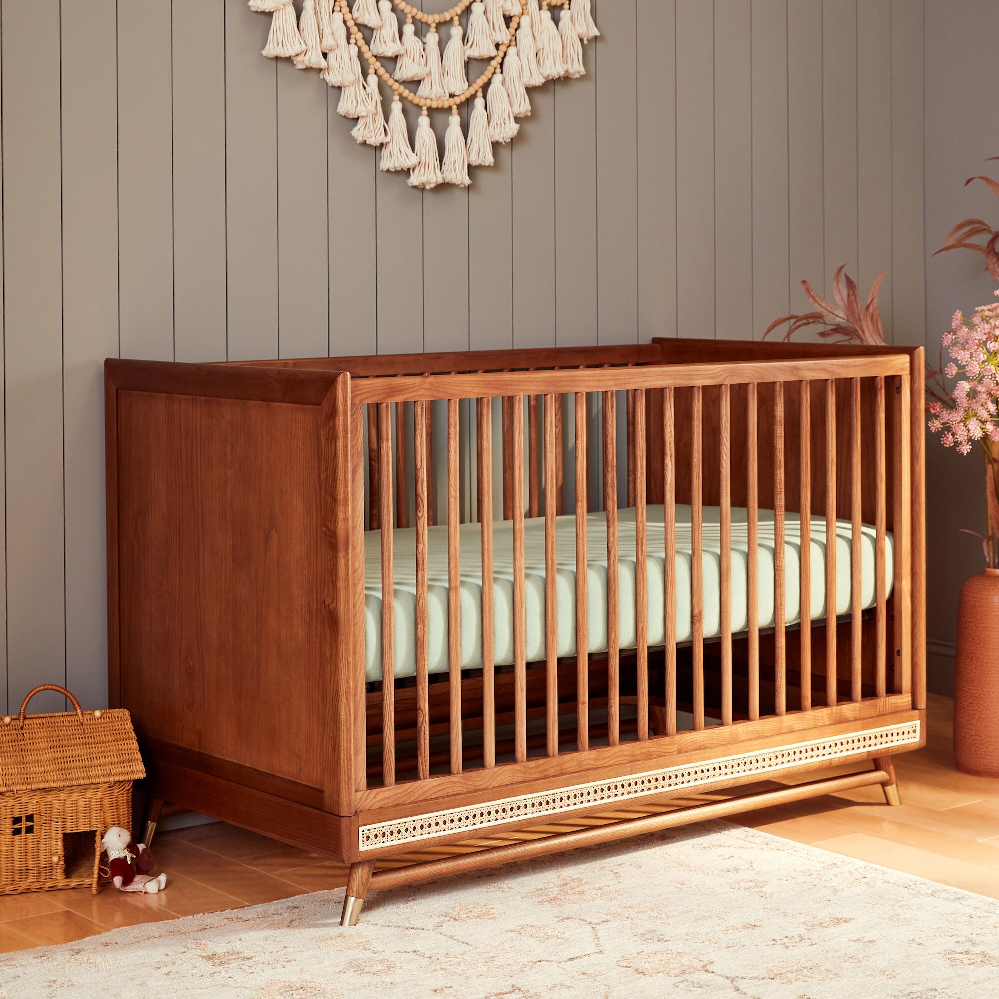 maxi cosi 4 in 1 Maxi Cosi Everheart 4-in-1 Convertible Crib with Toddler Bed/Daybed Conversion Kit