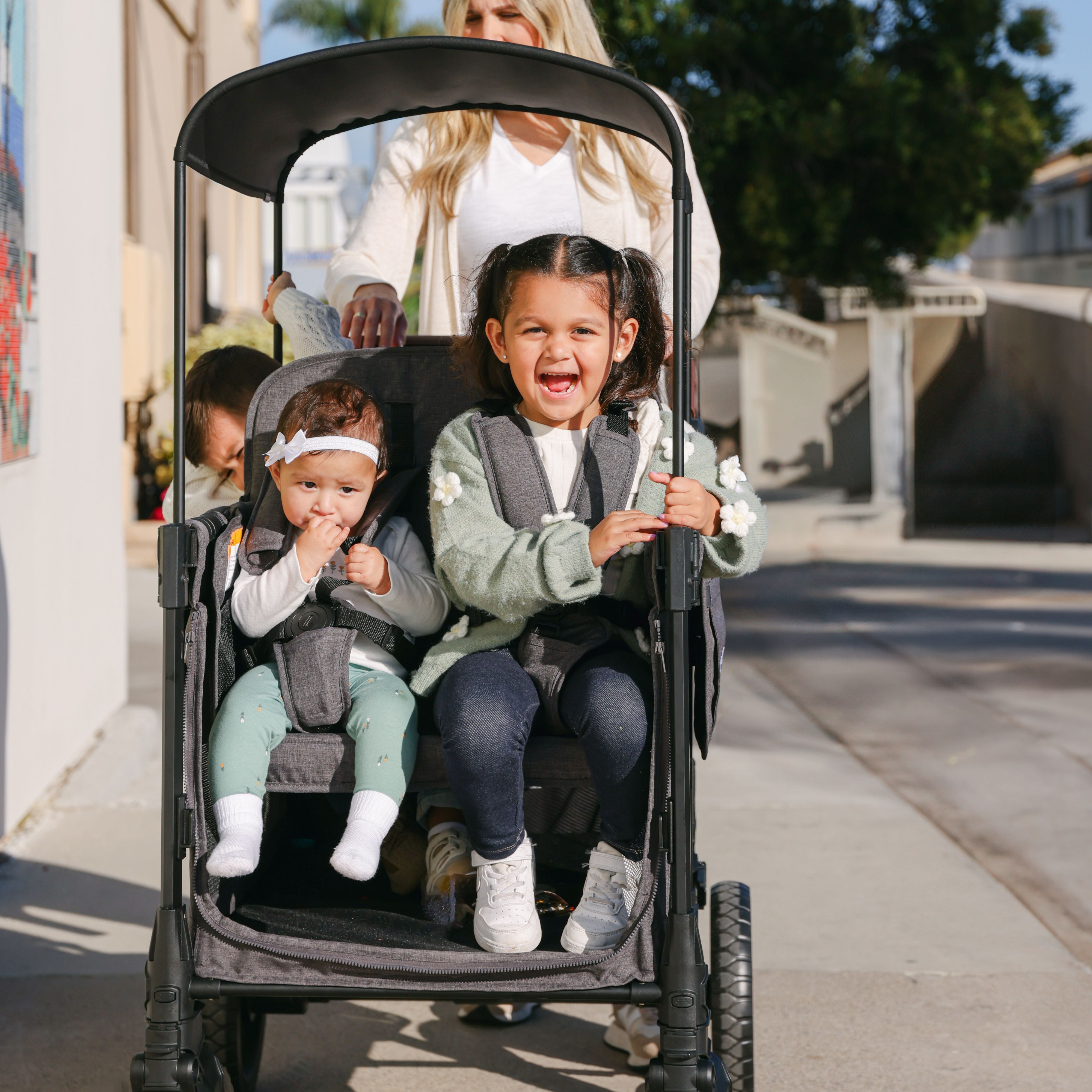 WonderFold W4 Luxe Pro Quad Stroller Wagon (4 Seater)