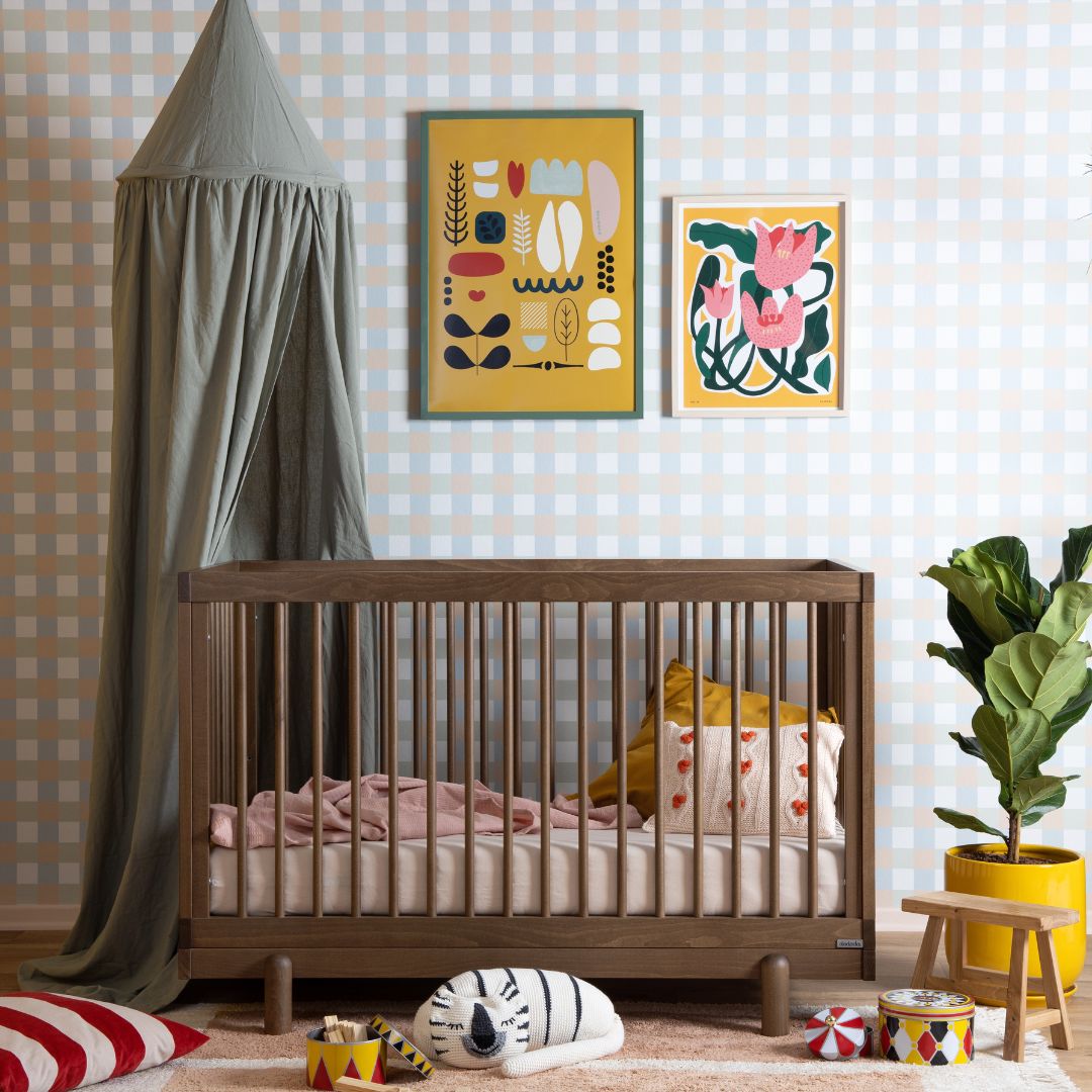 Dadada Bliss 4-in-1 Convertible Crib
