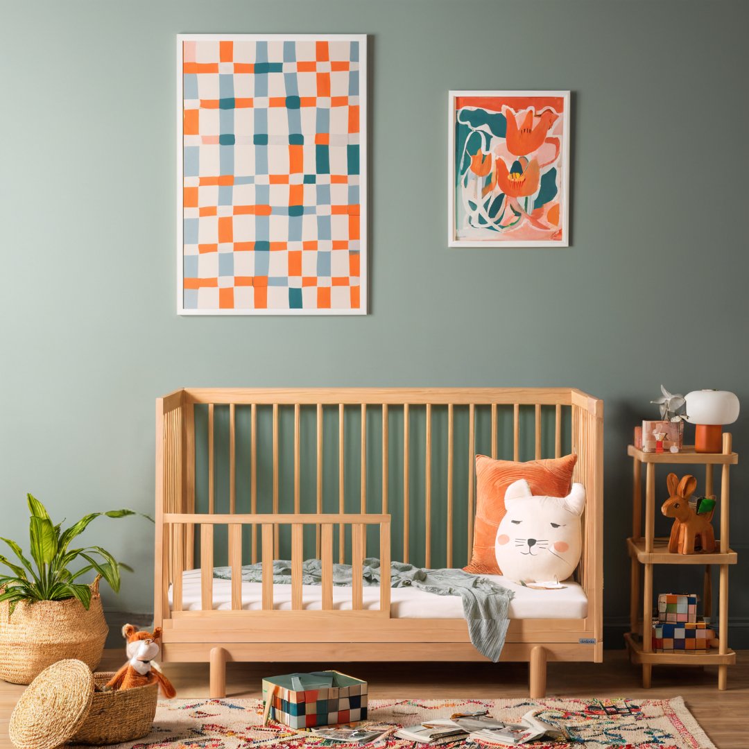 Dadada Bliss 4-in-1 Convertible Crib