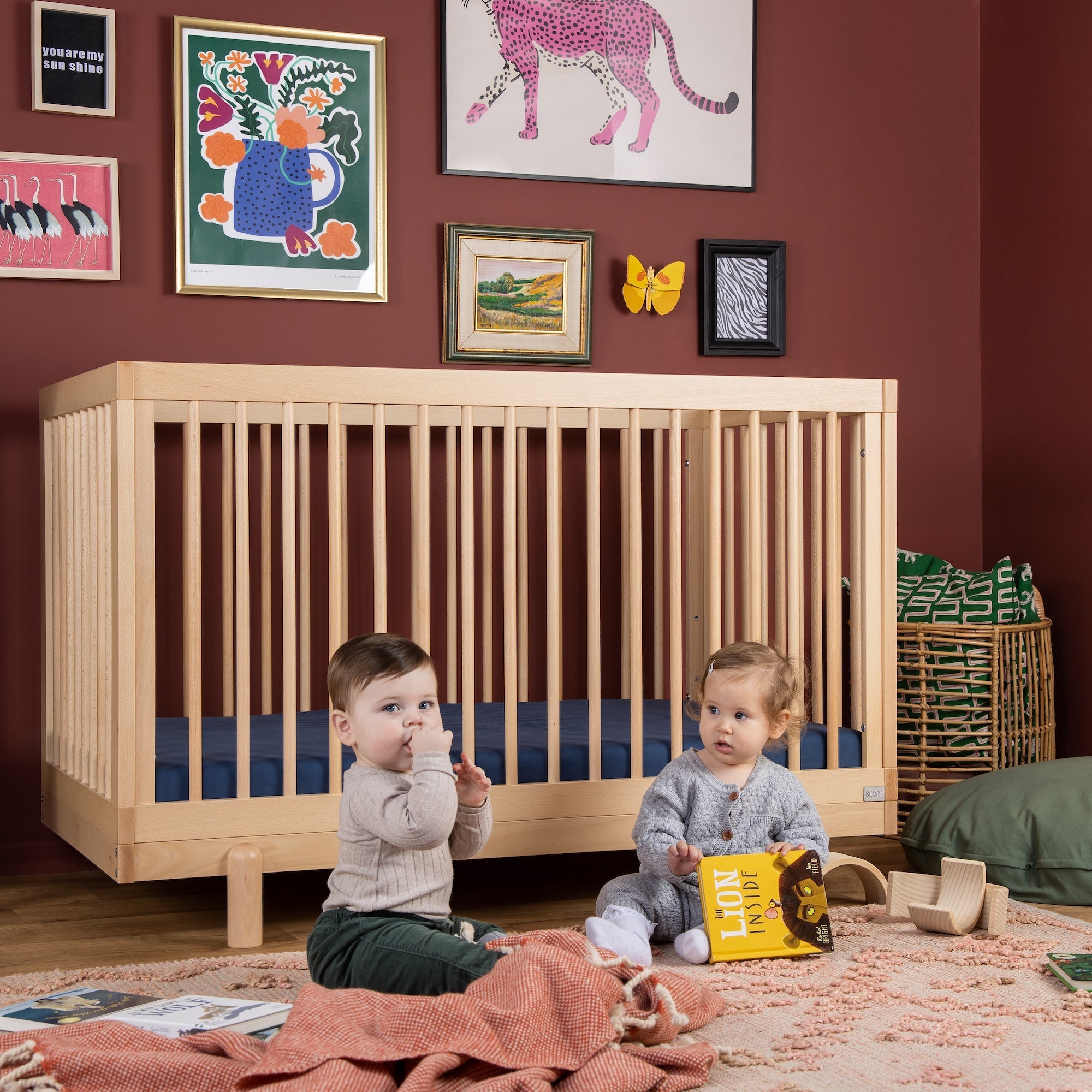 Dadada Bliss 4-in-1 Convertible Crib