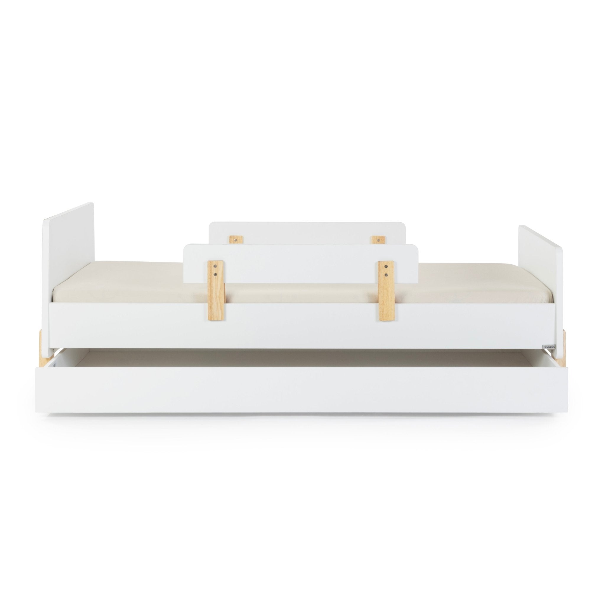 Dadada Fun Twin Bed