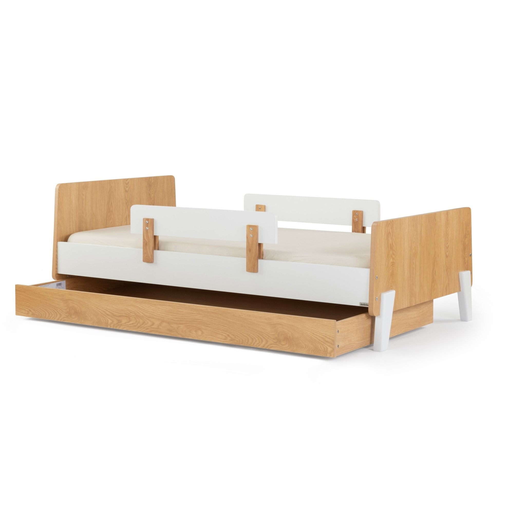 Dadada Fun Twin Bed