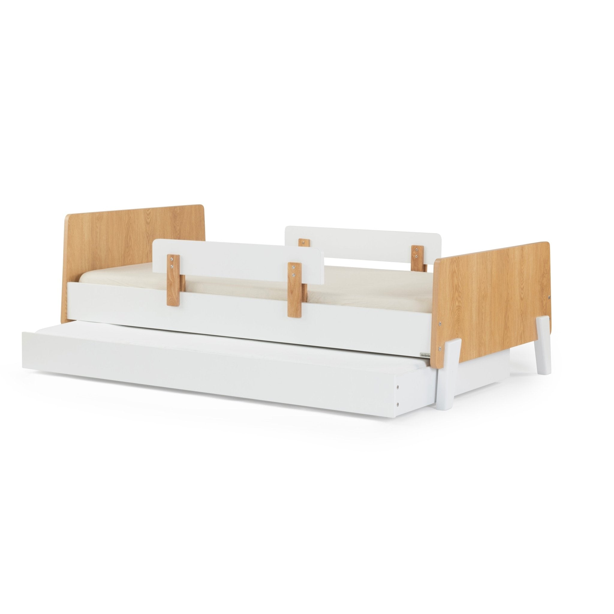 Dadada Fun Twin Bed