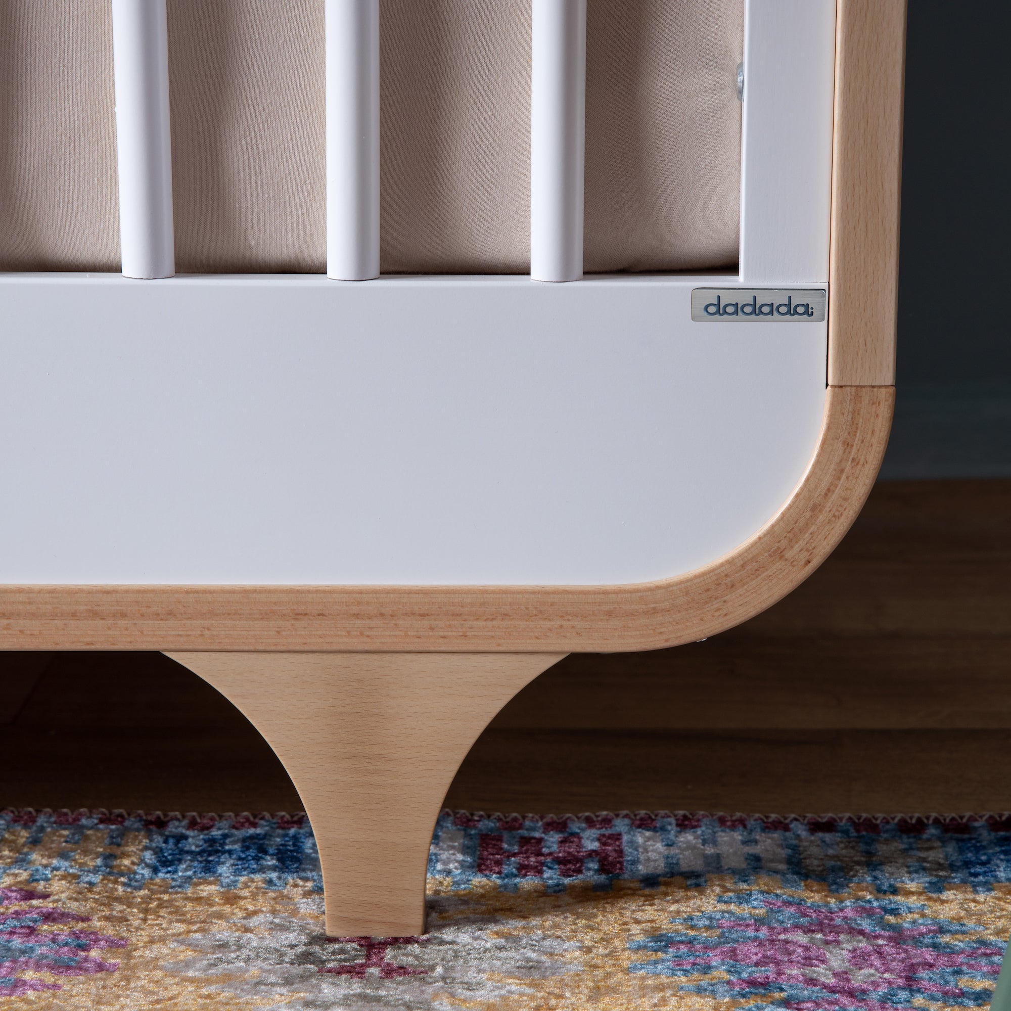 Dadada Jolly 3-in-1 Convertible Crib