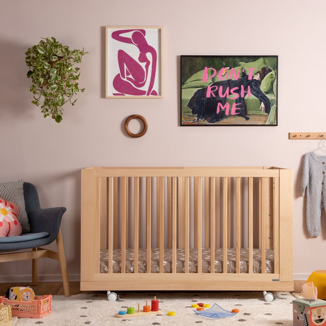 Dadada Spirit 8-in-1 Convertible Crib