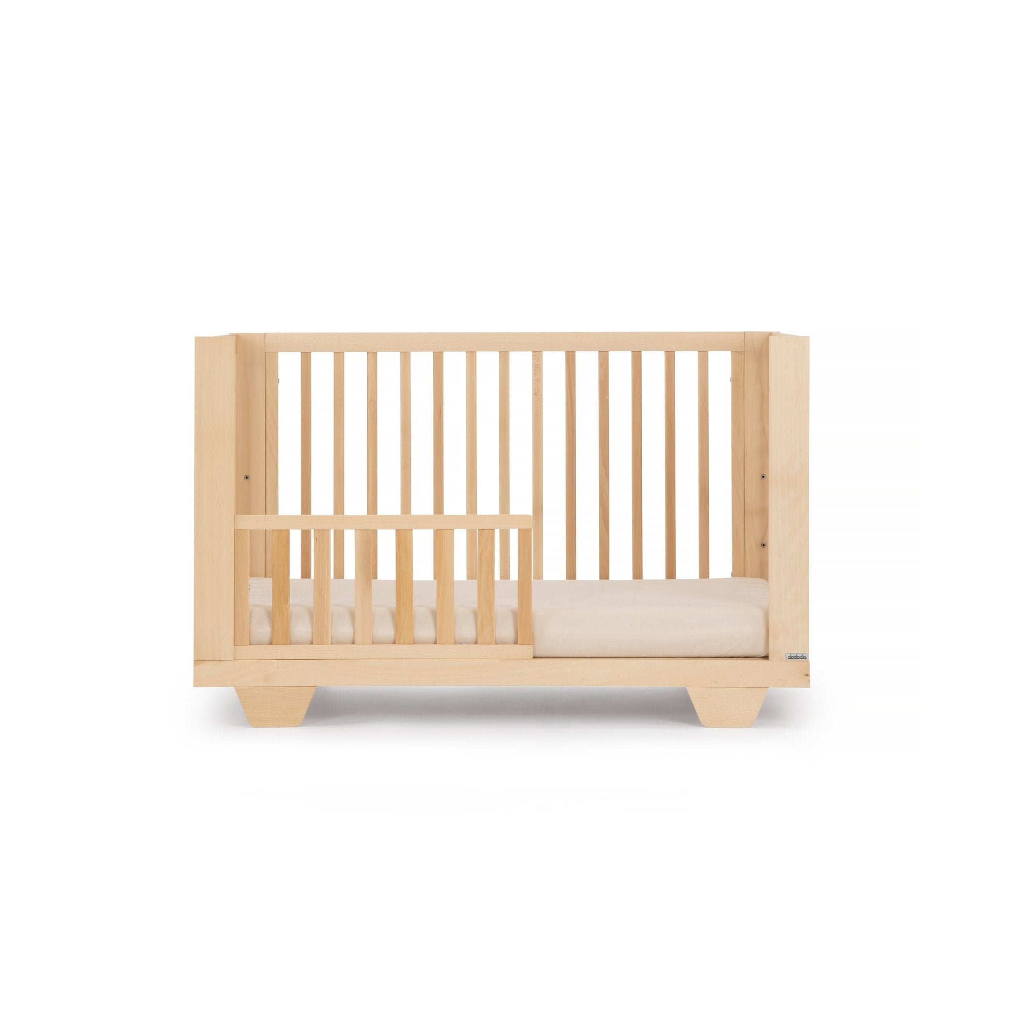 Dadada Spirit 8-in-1 Convertible Crib
