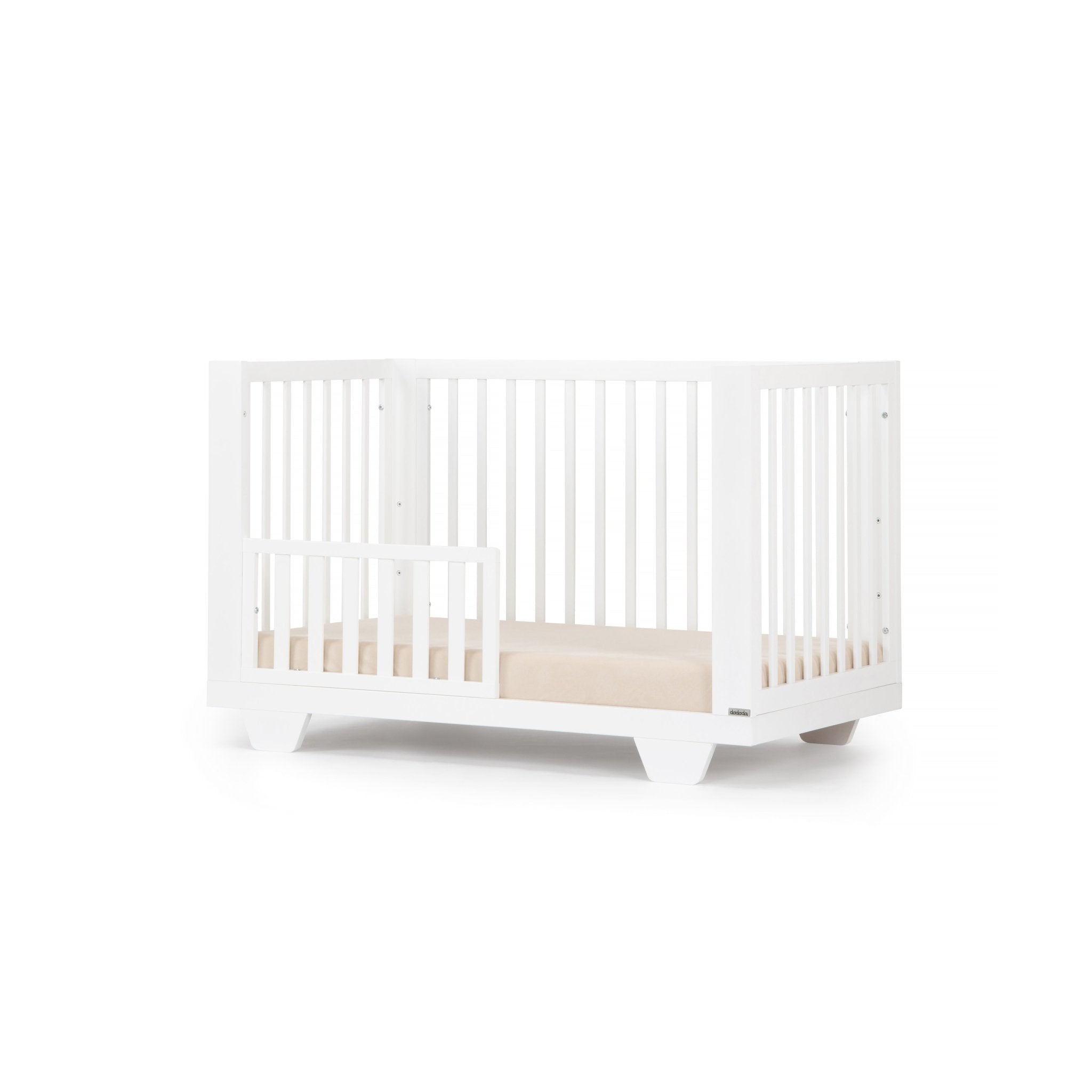 Dadada Spirit 8-in-1 Convertible Crib
