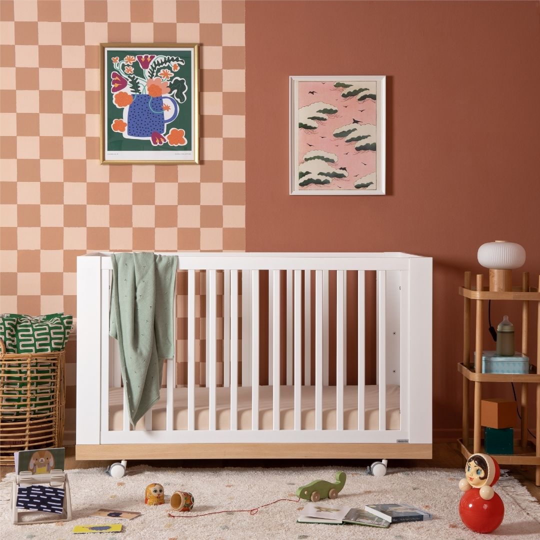 Dadada Spirit 8-in-1 Convertible Crib