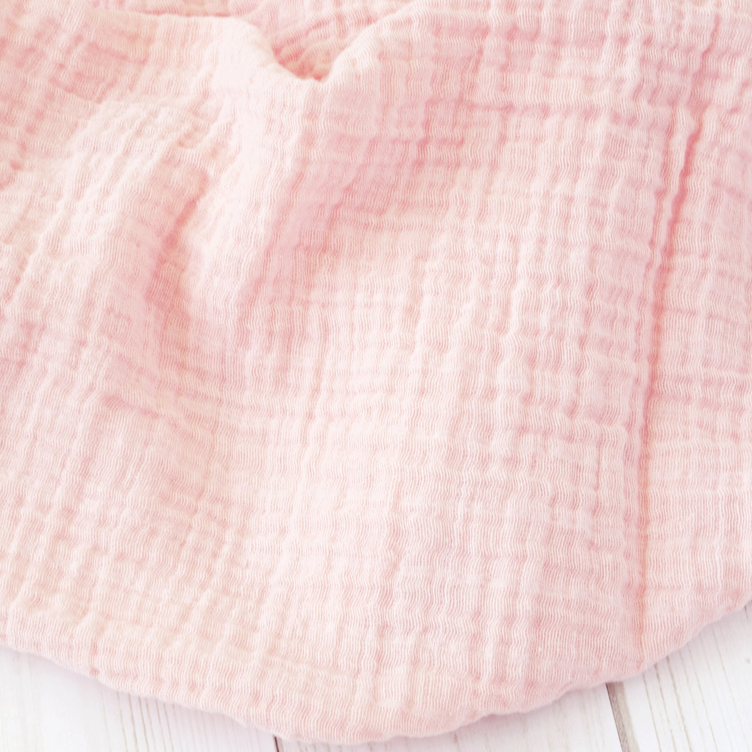 Sugar + Maple Classic Muslin Swaddle - Shell