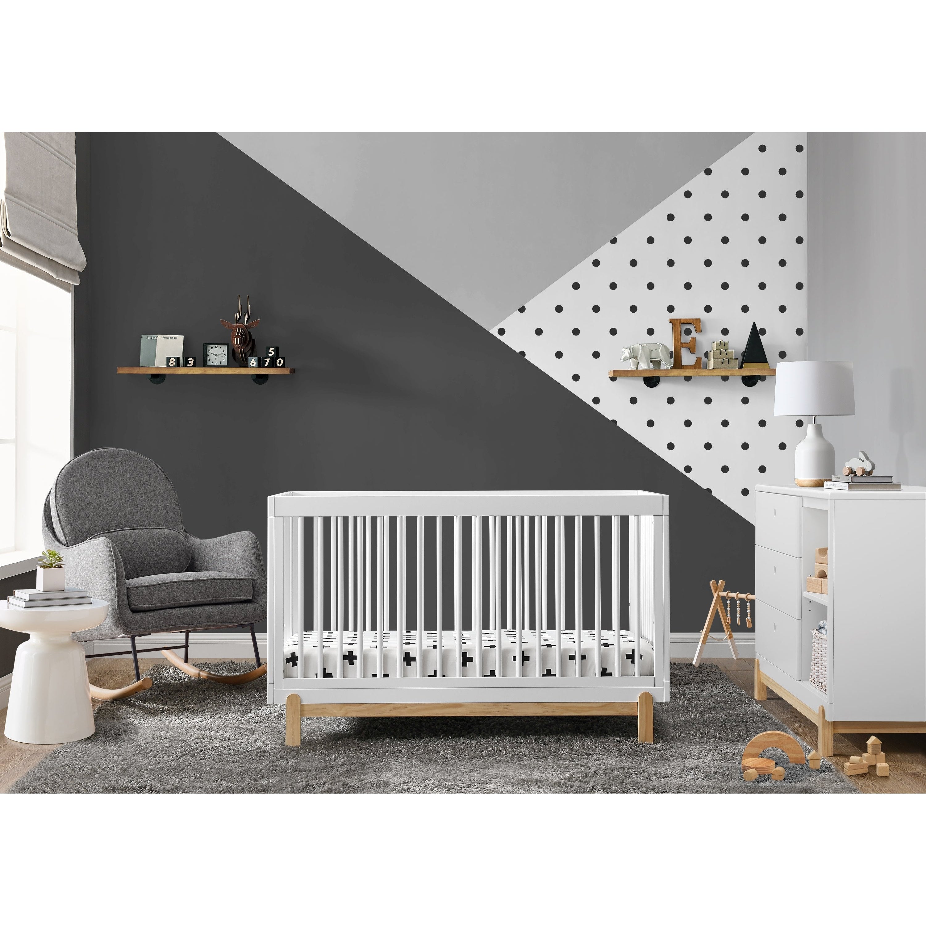 Delta Children Poppy 4-in-1 Convertible Crib