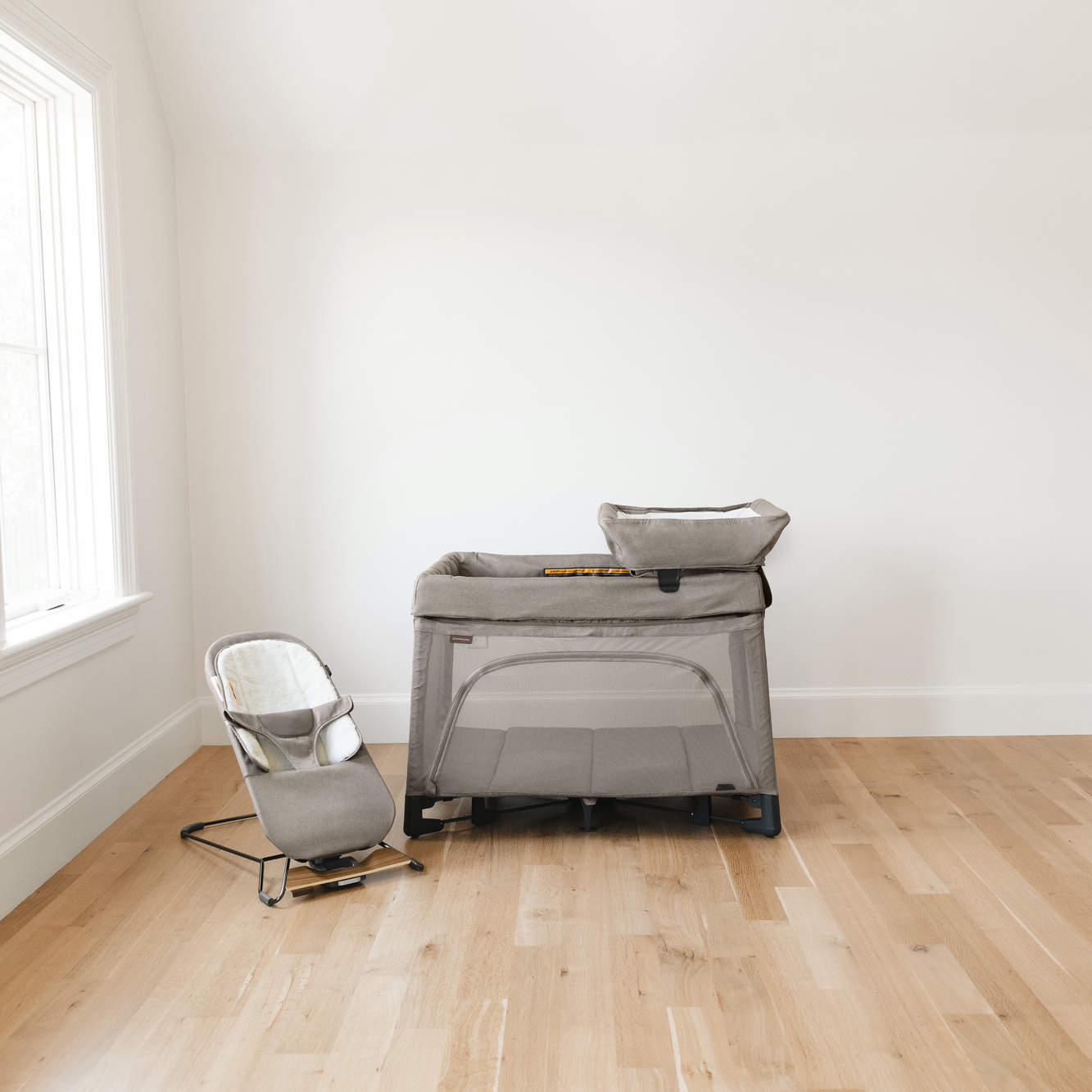 UPPAbaby Remi Bedside Bassinet + Playard + Travel Crib