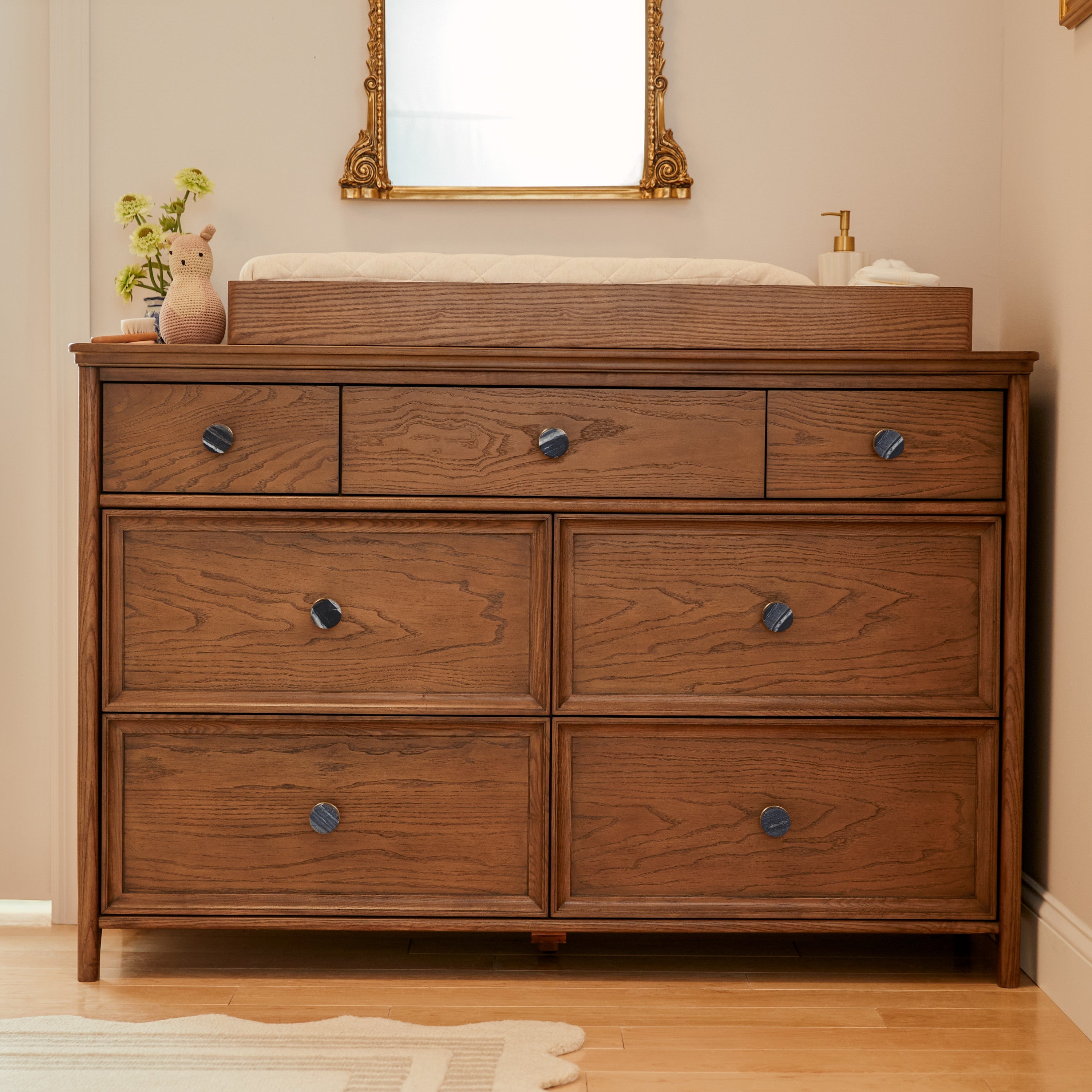 Maxi-Cosi Nursery Quiet Luxury 7-Drawer Dresser
