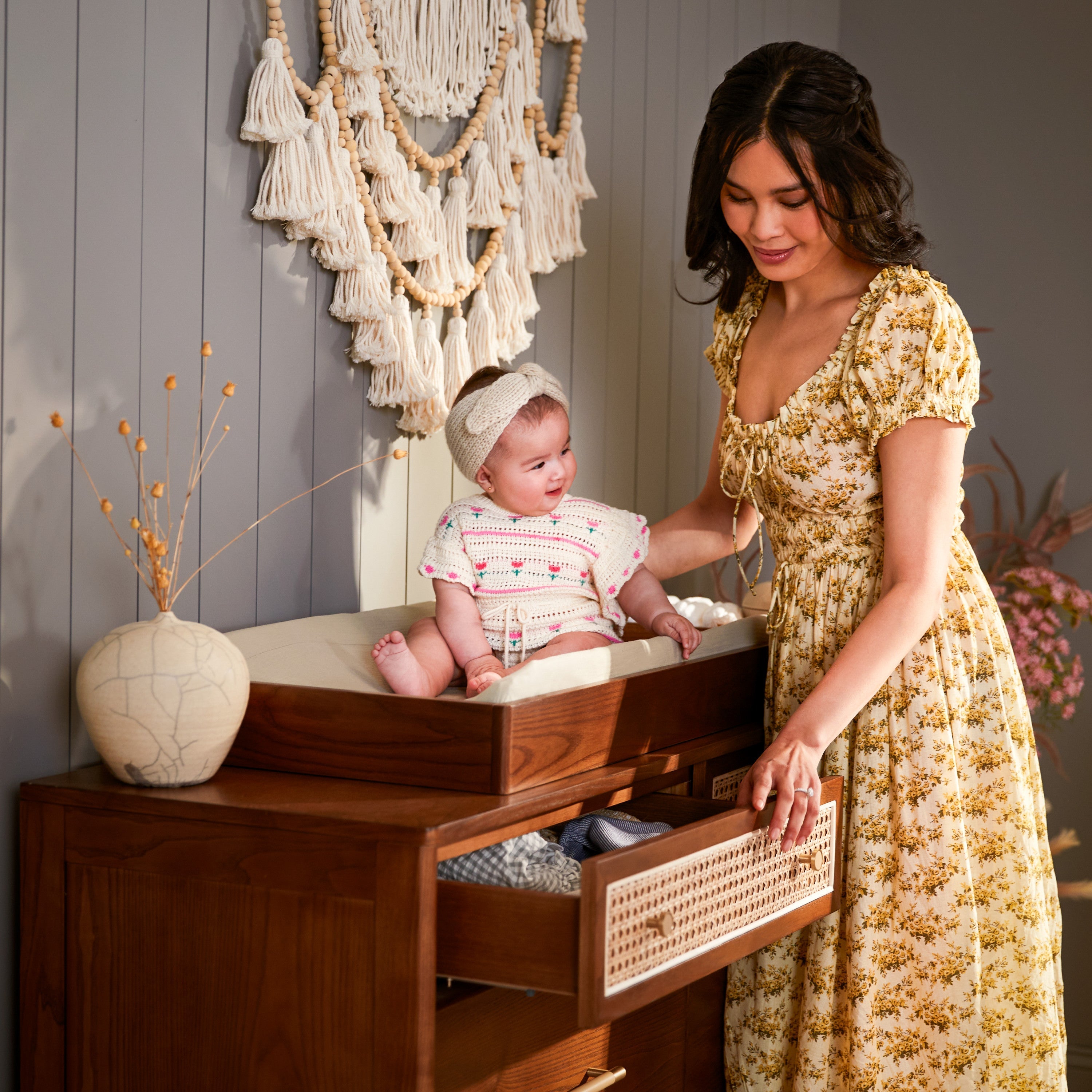 Maxi-Cosi Nursery Everheart 6-Drawer Dresser