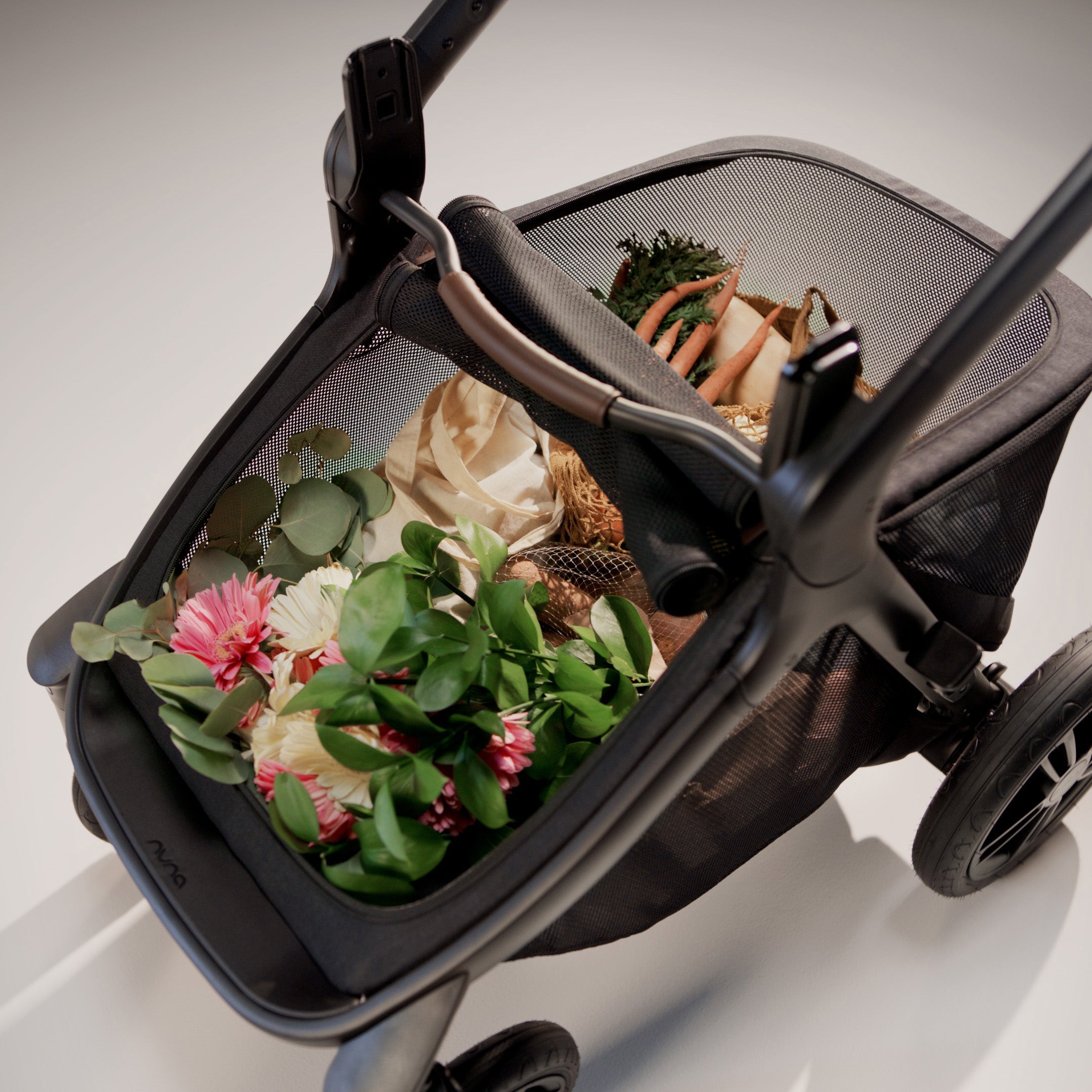 Nuna DEMI Icon Stroller
