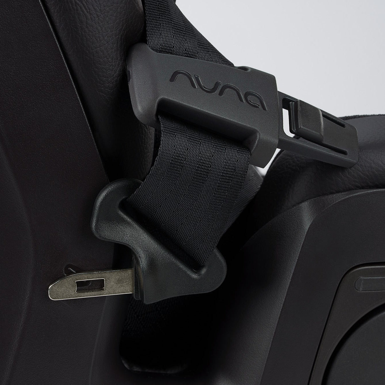 Nuna EXEC Next Convertible Car Seat | PRE-SALE!