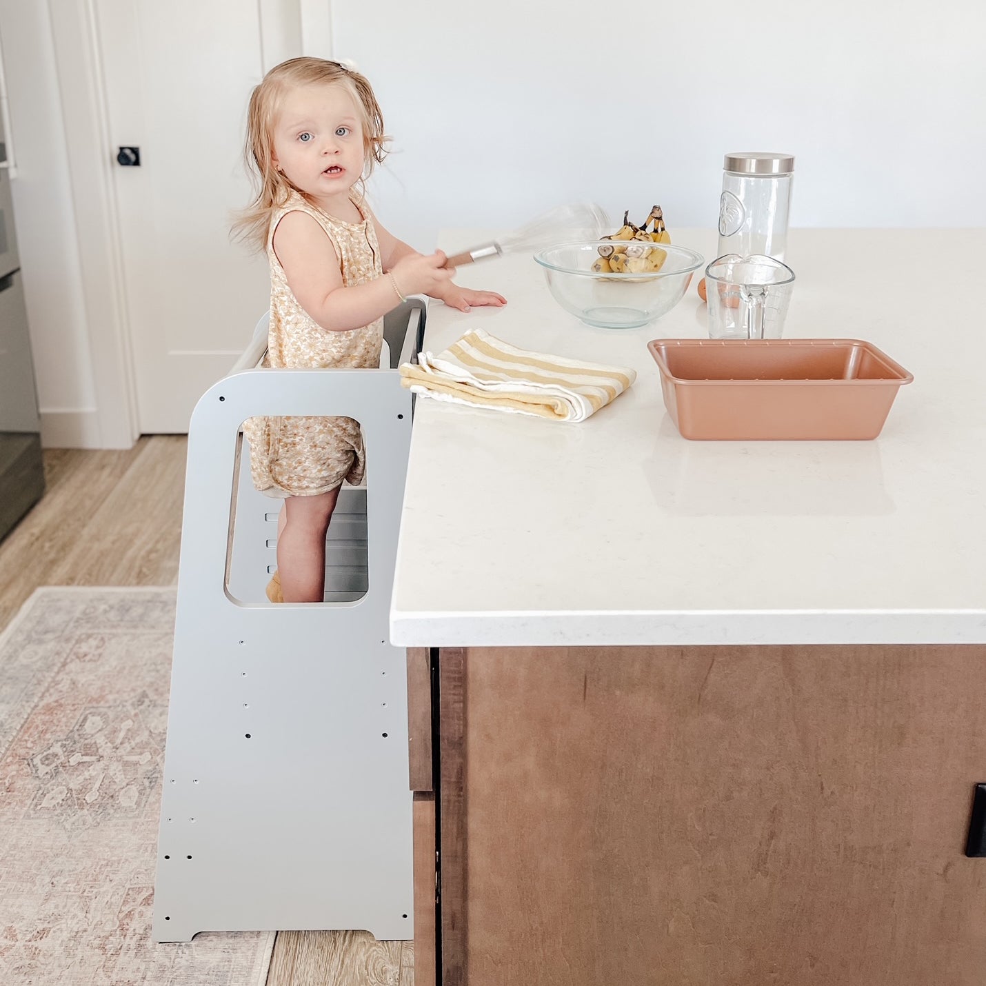 Dadada Toddler Tower