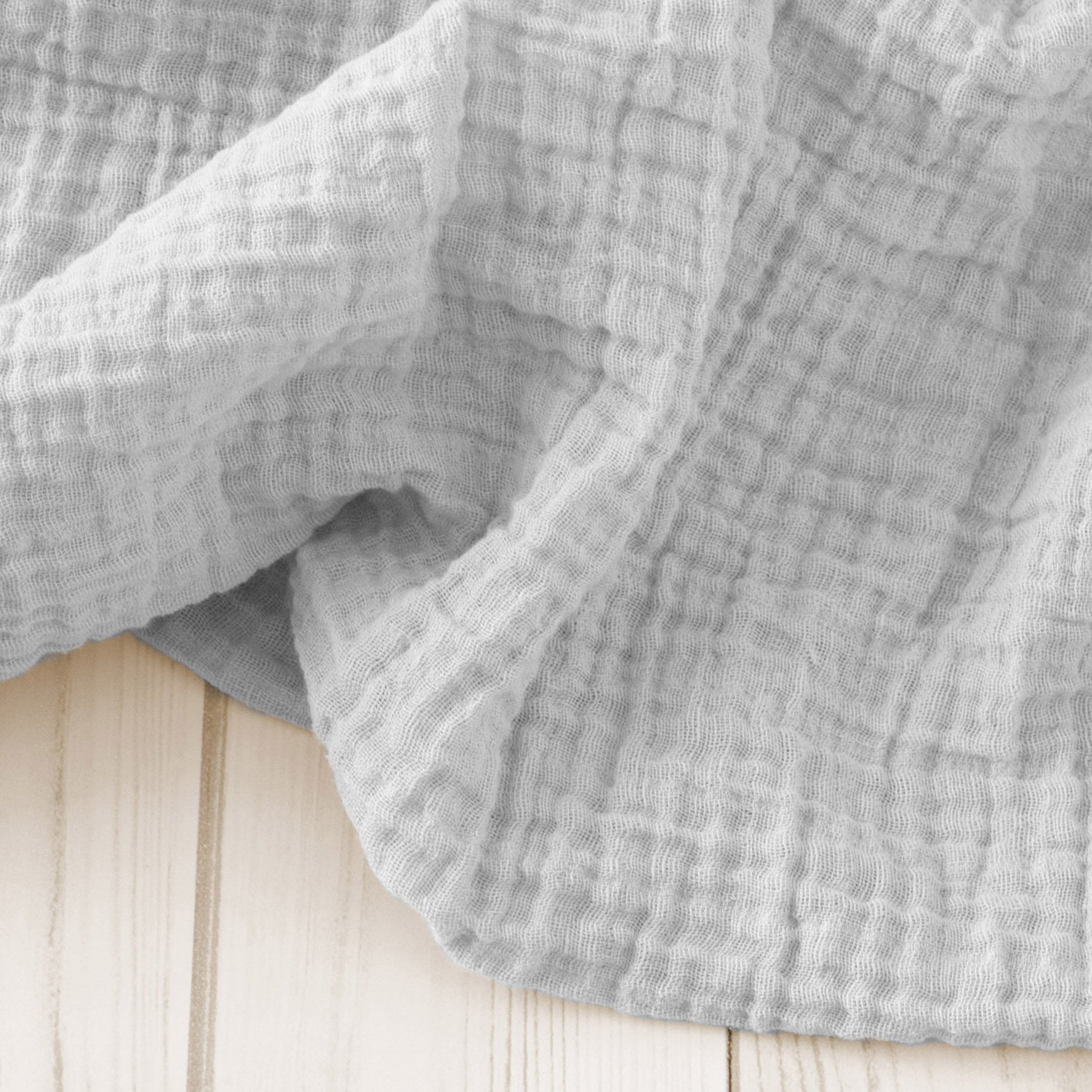 Sugar + Maple Classic Muslin Swaddle - Light Grey